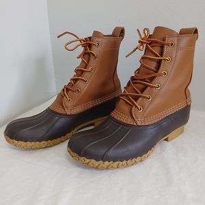 L.L.BEAN Women’s leather Rubber Duck boots  Brown/tan lace-up size 7m